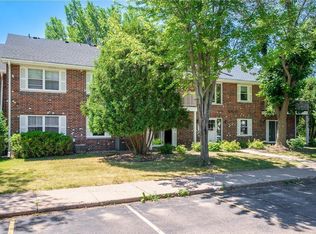 6317 Alderwood Bay APT A, Saint Paul, MN 55125