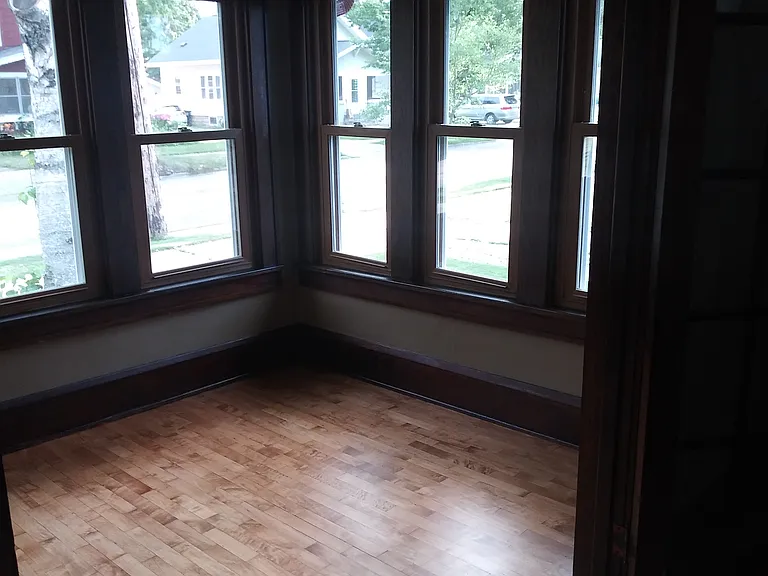 612 W Summer St #1 — Photo 4