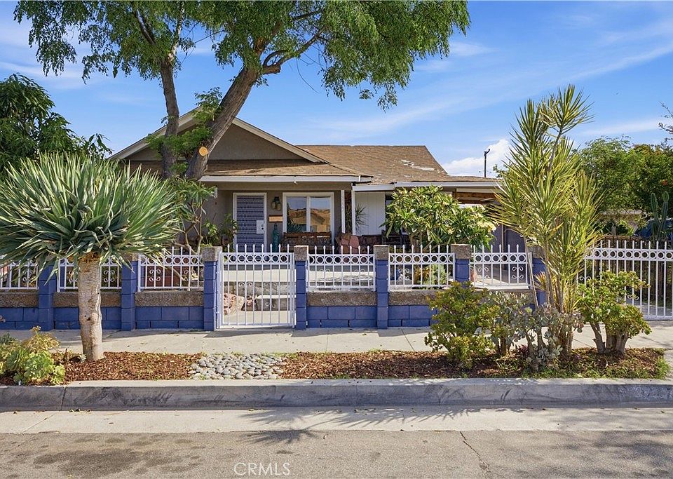 1st image of 3227 Palm Ave