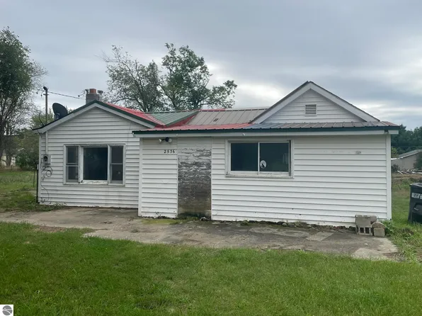 2536 E Michigan Ave, Lupton, MI 48635