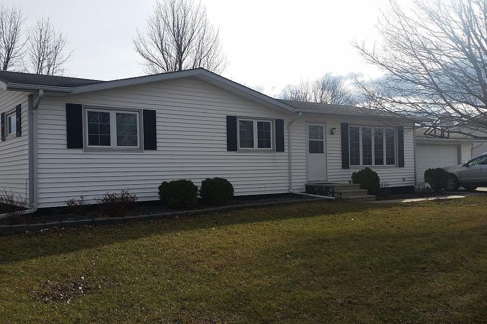 1st image of 1516 Elmwood Dr