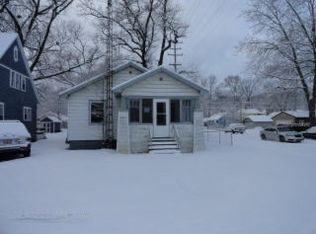 1025 Ada St, Muskegon, MI 49442