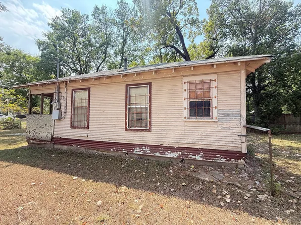 2555 Randolph St, Dallas, TX 75241