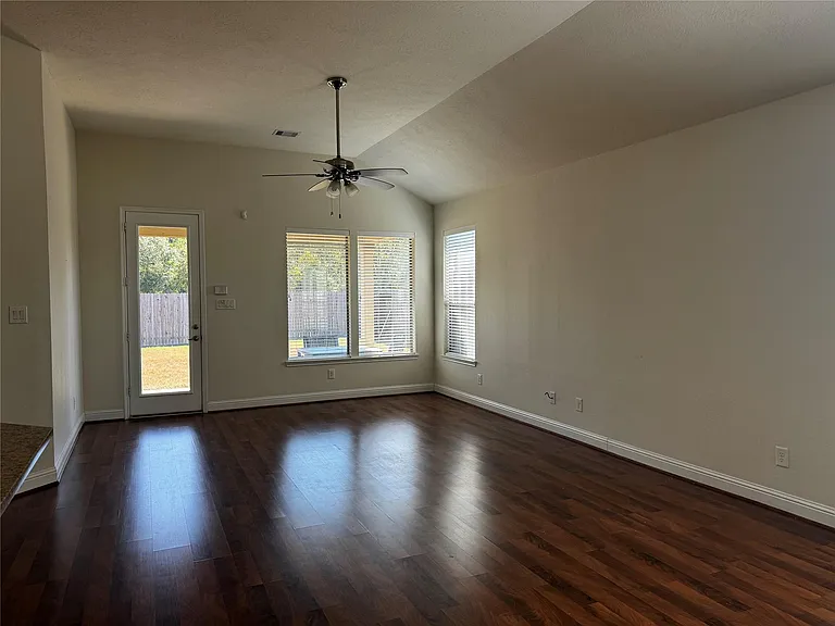 15414 Paloma Crossing Ct — Photo 4