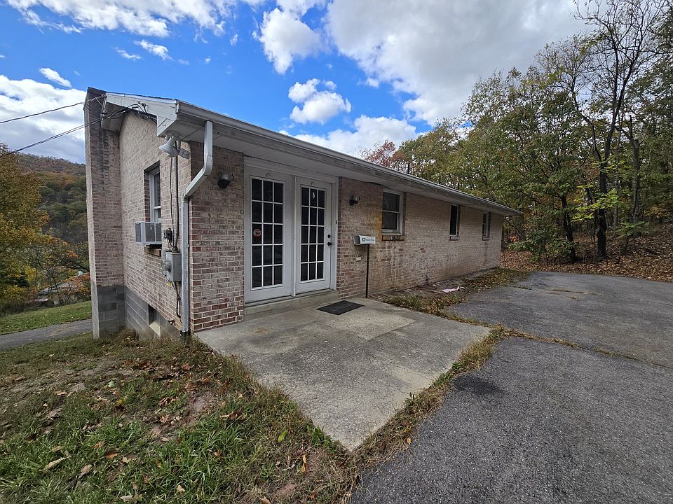 2nd image of 1007 Frankfort Hwy