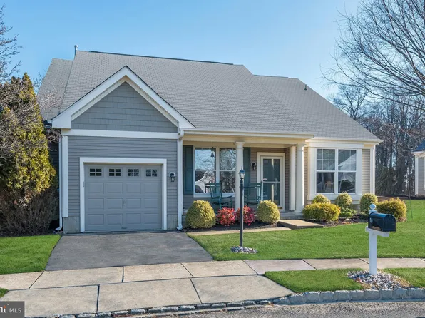 10 Begonia Ct, Marlton, NJ 08053