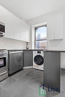 4th image of 201 W 81st St APT 5C