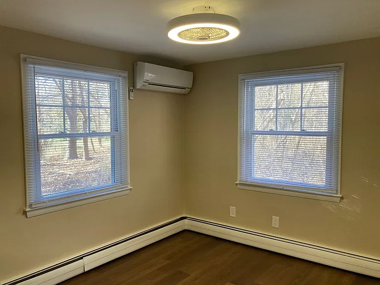 197 Shore Acres Ave — Photo 8