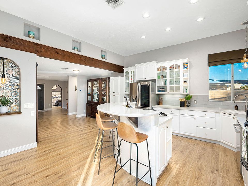 1st image of 43860 Buena Cir