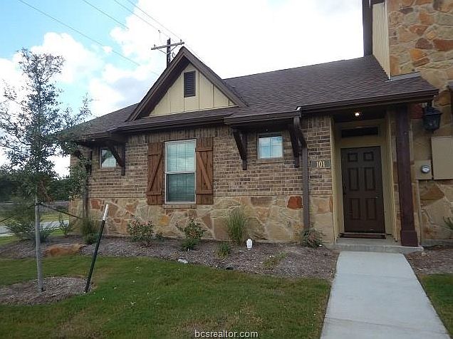 1st image of 101 Knox Dr