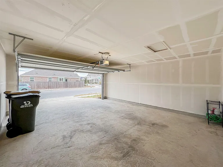 818 Silo St — Photo 29