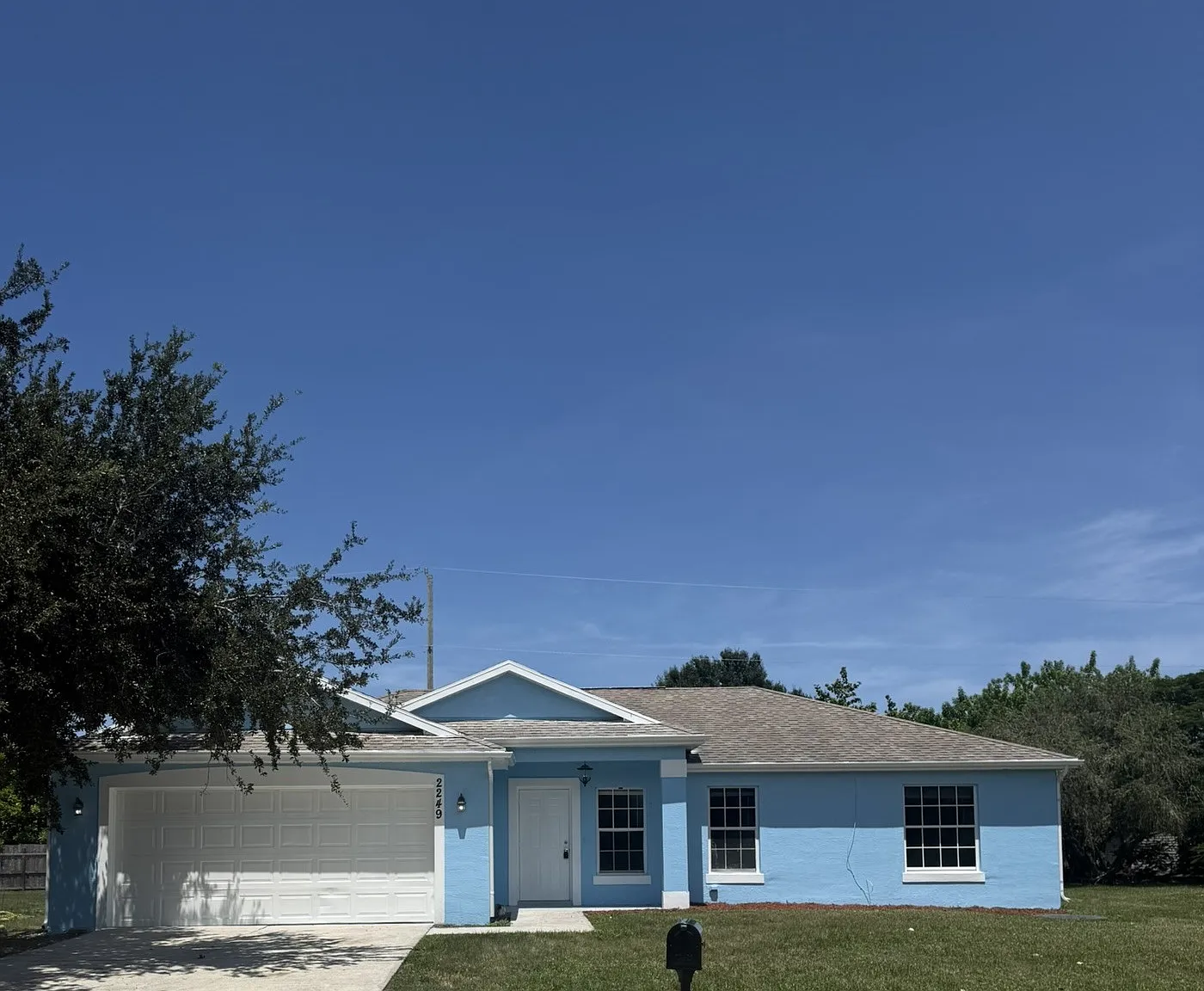 3 bed, 1410 sqft, $2,300 — Photo 1