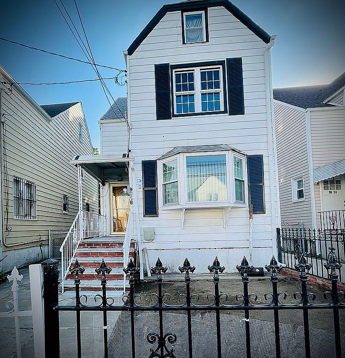 1st image of 9056 184th Pl