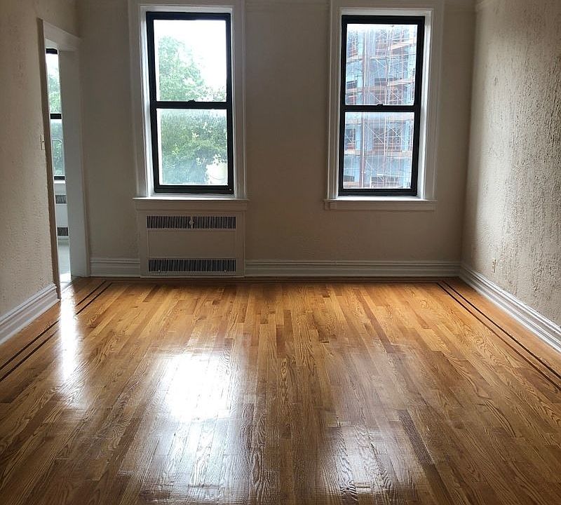 1st image of 100 E 18th St APT 3F