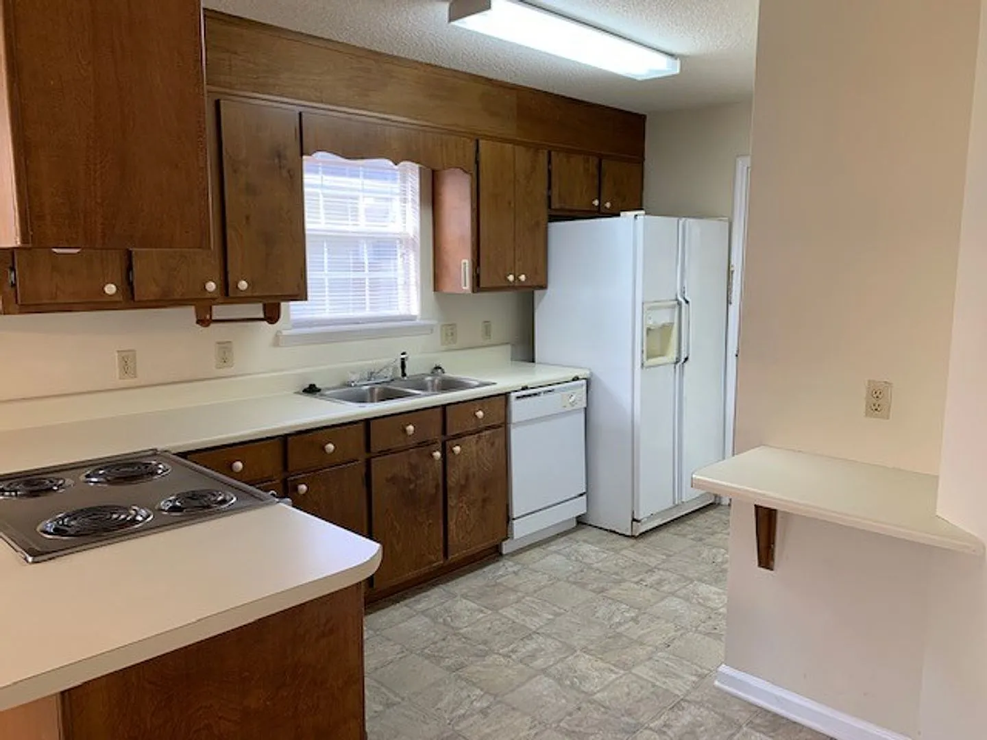 3BD/2B Home in Sawgrass Village — Photo 4