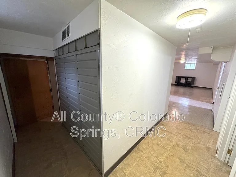 1515 Eagle View Dr — Photo 27