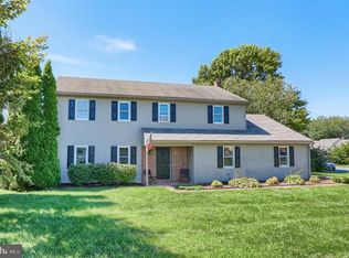 708 Rancks Church Rd, New Holland, PA 17557