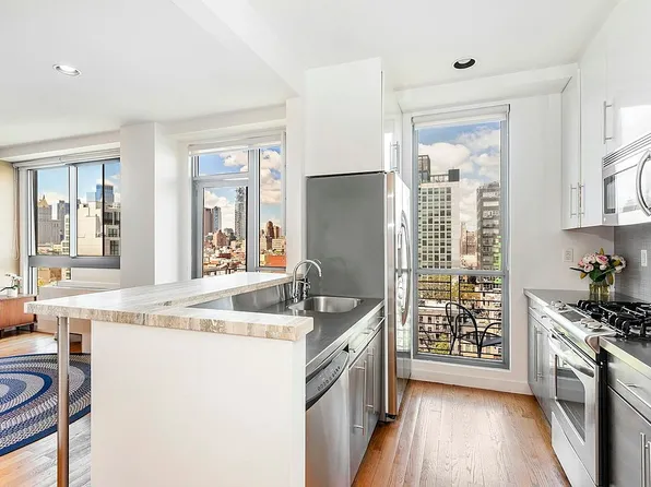 38 Delancey St APT 10D, New York, NY 10002