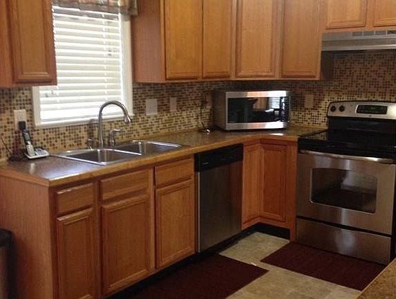 3rd image of 312 Blue Spruce Ln