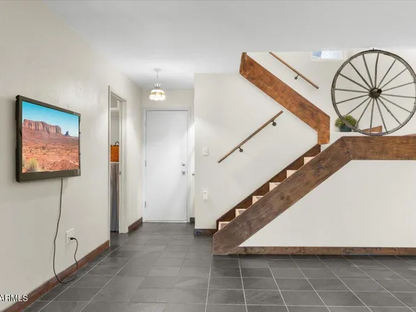 8422 N CENTRAL Avenue #B, Phoenix, AZ 85020