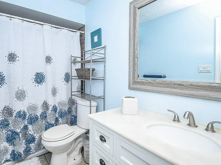 14686 Perthshire Rd #H — Photo 11