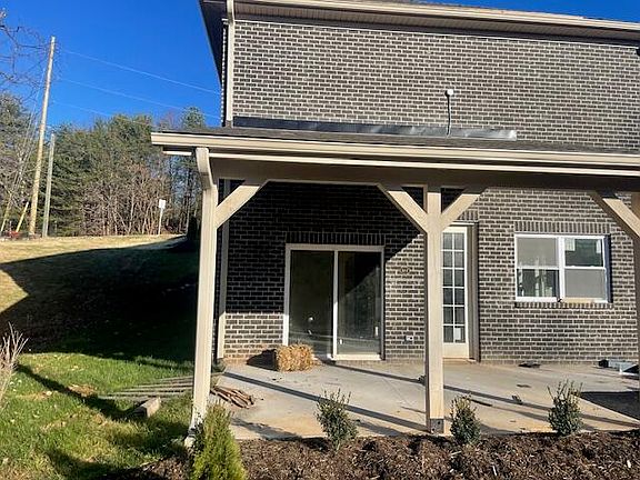 2nd image of 5057 Merriman Rd