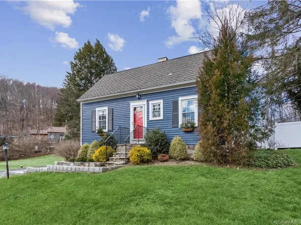 2 George Hull Hill Road, Danbury, CT 06810