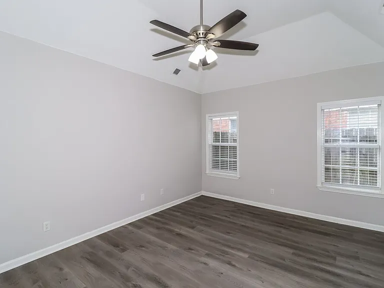 2658 Breezy Ridge Trl — Photo 9