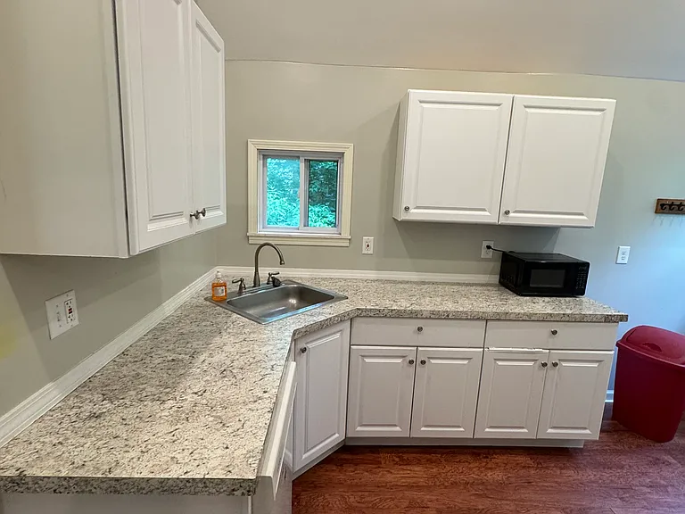 60 Conklin Ave #2 — Photo 6