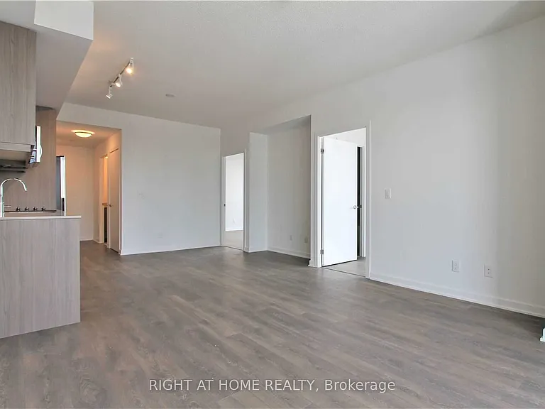 38 Forest Manor Rd #1702 — Photo 8