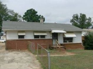 13 Crestmore Dr, Greenville, SC 29611
