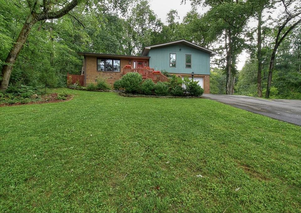 1st image of 1838 Woodhaven Dr