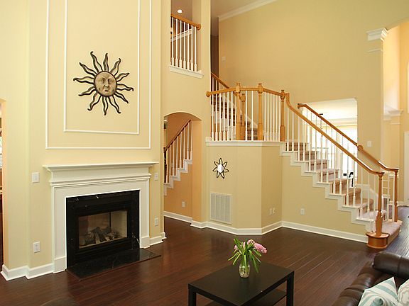 Double-Sided Stairwell