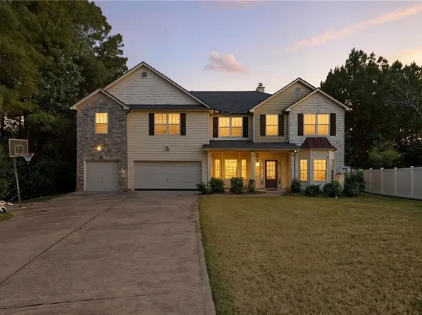 4041 Riverchess Dr, Atlanta, GA 30331