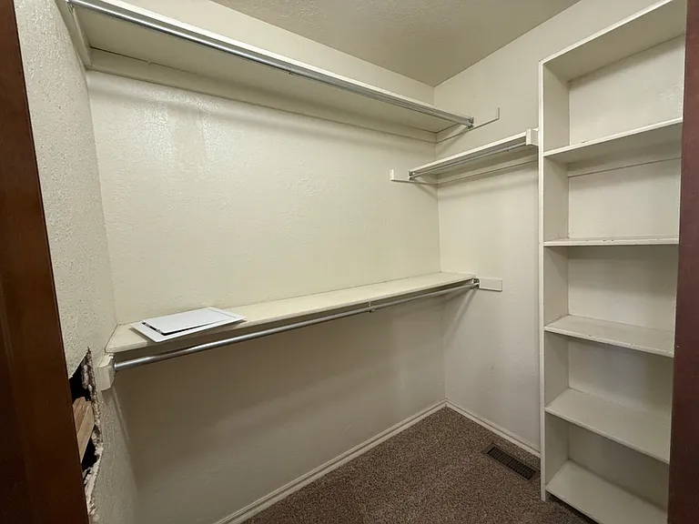 18509 Chestnut Oak Dr — Photo 26