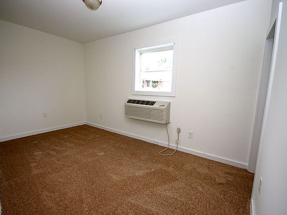 5th image of 713 S Slocumb St Unit A