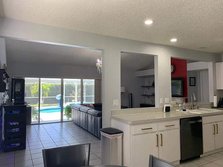 15109 Southfork Dr — Photo 17