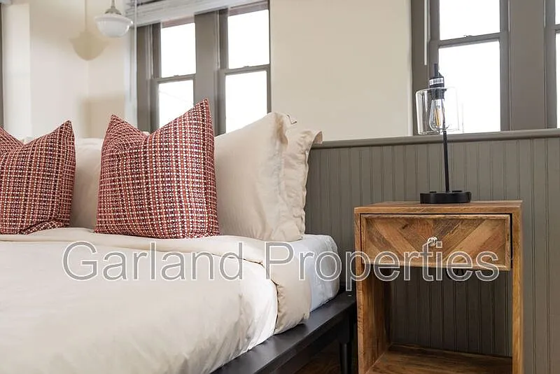 829 Salem Ave SW — Photo 4