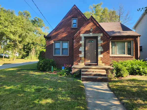 1082 Washington Ave, Temperance, MI 48182