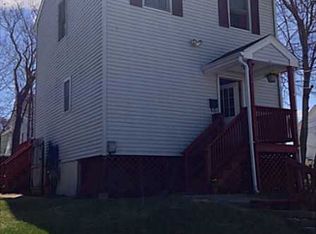 128 Cottage St, Woonsocket, RI 02895