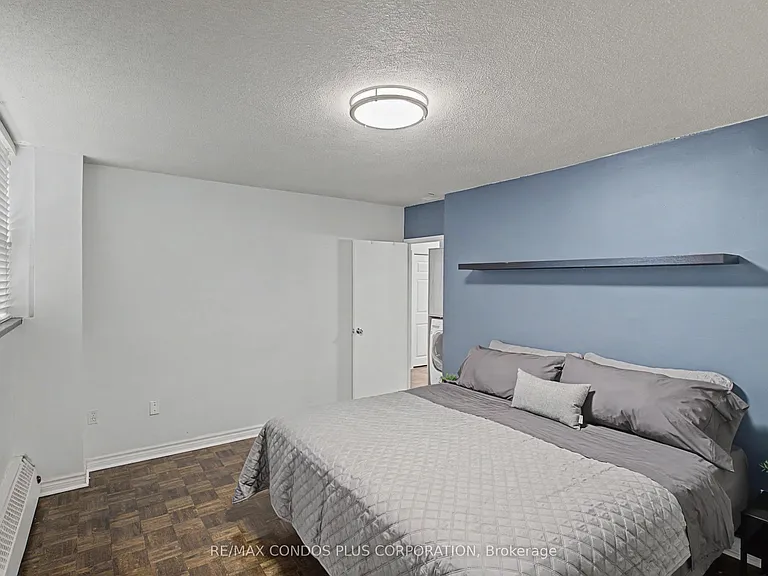 5949 Yonge St #208 — Photo 21