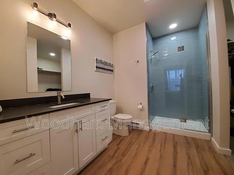 2222B Willow Dr — Photo 7