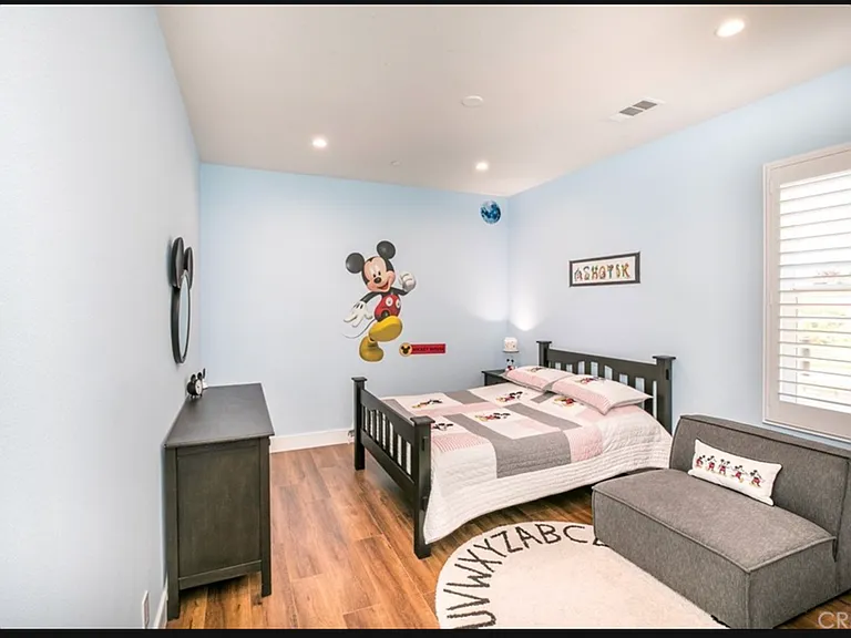 20540 Suzie Ln — Photo 38