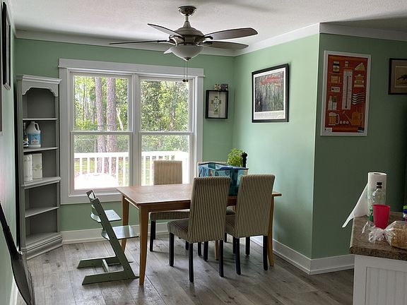 kitchen (sorry for the mess, the original picture got deleted)