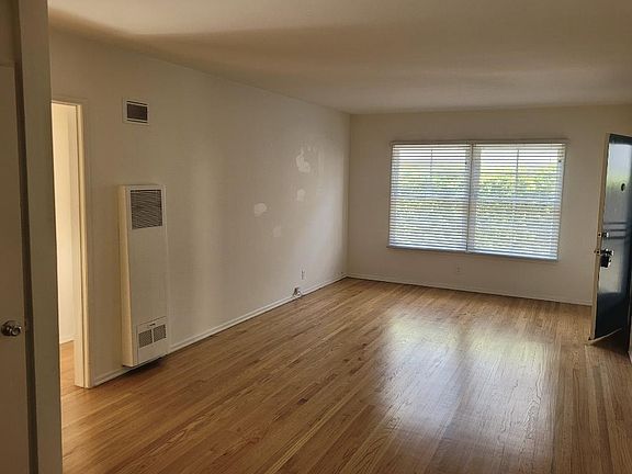 3rd image of 1051 S Bedford St #1