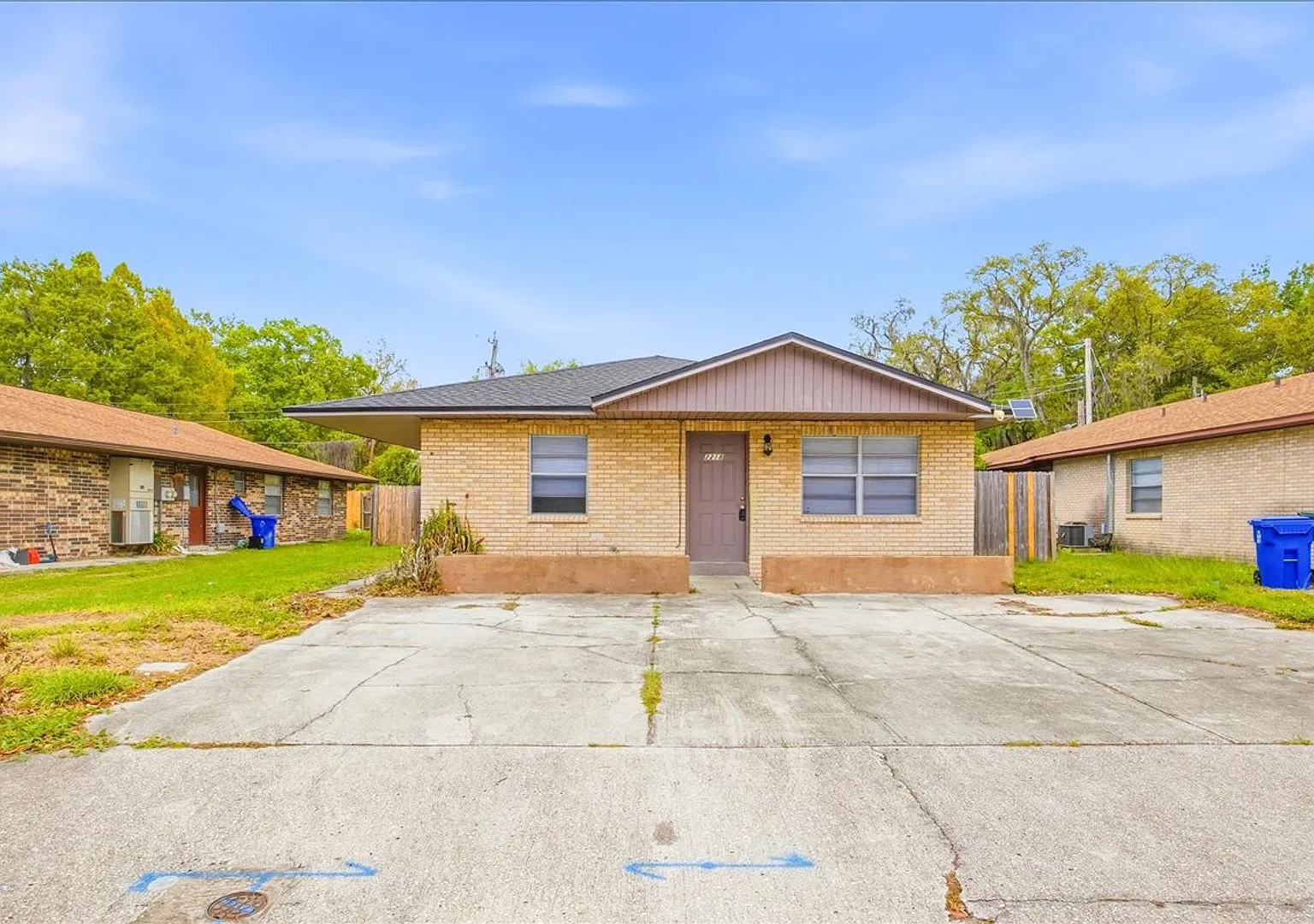 Charming 2 Bed / 2 Bath Home at 2218 Brandy Lakeland — Photo 1