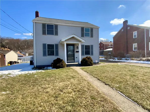 8 Lenzman Ct, Ambridge, PA 15003