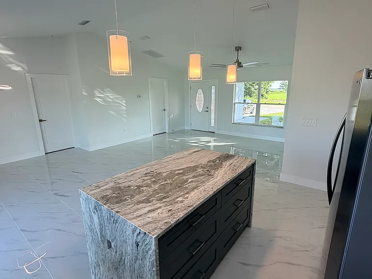 7016 Golf Club Dr — Photo 6
