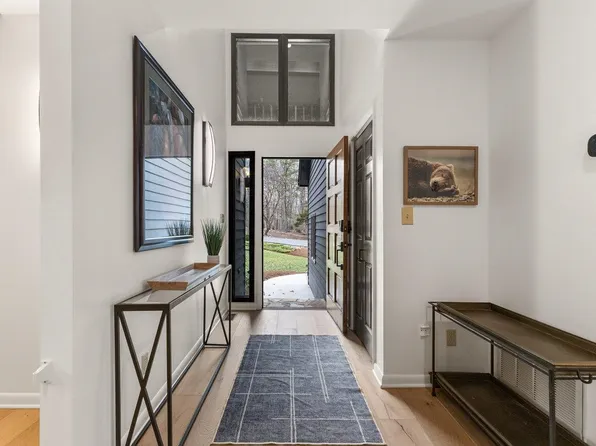 258 Red Fox Ct, Mc Gaheysville, VA 22840