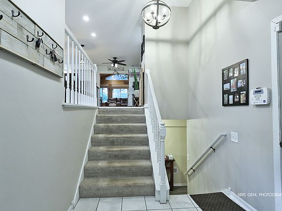 3rd image of 26145 W Lake Ave